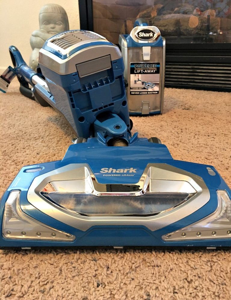 Shark Rotator Powered Lift Away Vacuum
