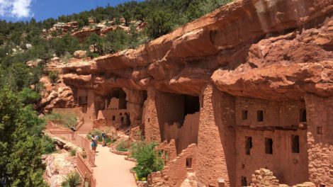 Top Places for Families of All Ages to Visit in Colorado Springs