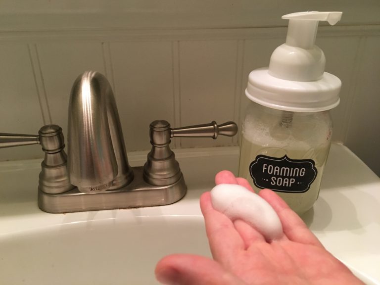 DIY Organic Foaming Soap with Scent Ideas for Every Season
